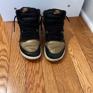 Nike Black and Gold Sneakers